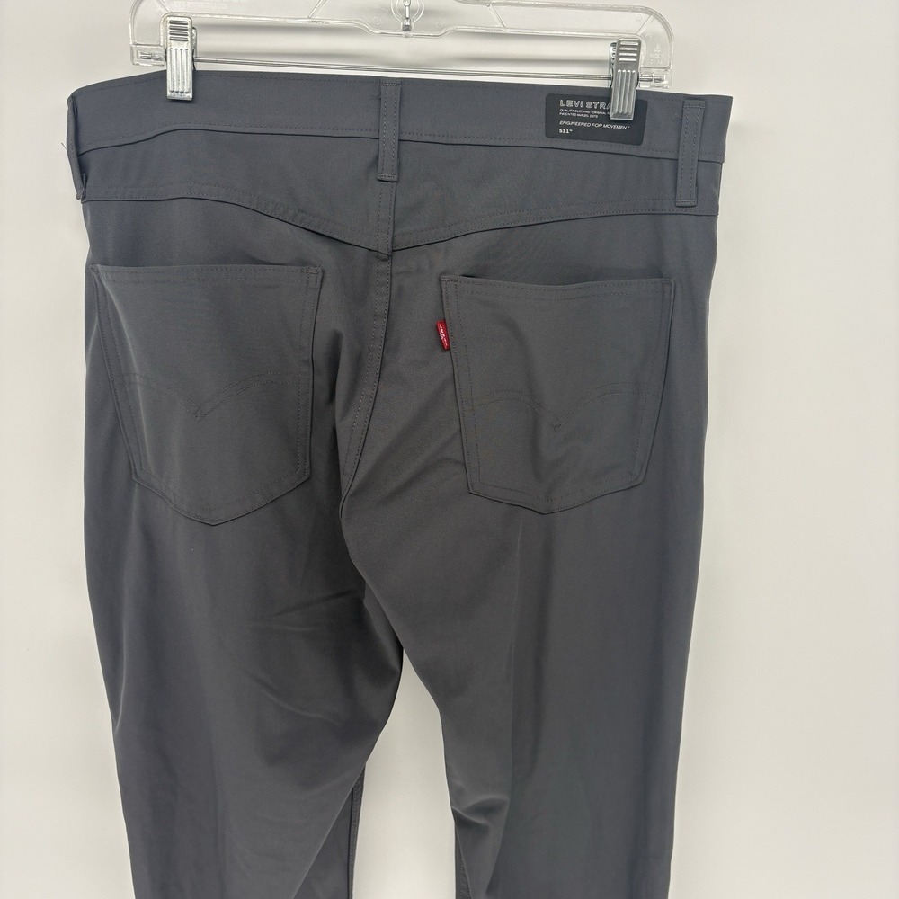Levis 511 Slim Fit Straight Leg Gray Athletic Chino Performance Pants  Men 36X31 - Picture 8 of 10